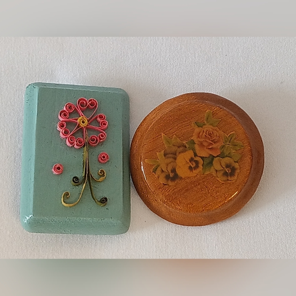 𝗩𝗶𝗻𝘁𝗮𝗴𝗲 𝗙𝗹𝗼𝗿𝗮𝗹 𝗪𝗼𝗼𝗱 𝗕𝗿𝗼𝗼𝗰𝗵𝗲𝘀 - Picture 2 of 9